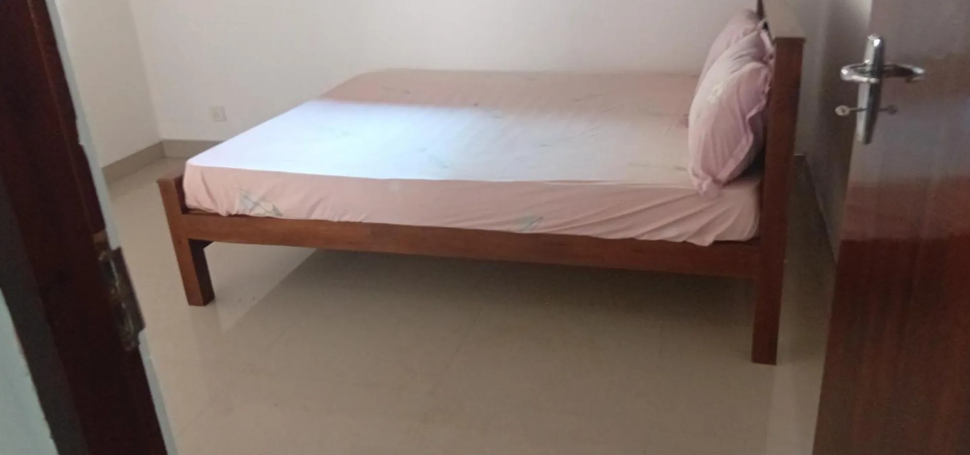 Nest Hostel نيجومبو 0*,  سريلانكا